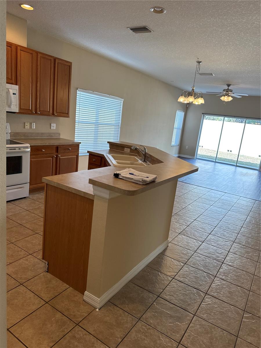 Listing photo id 3 for 9636 Cypress Harbor Drive