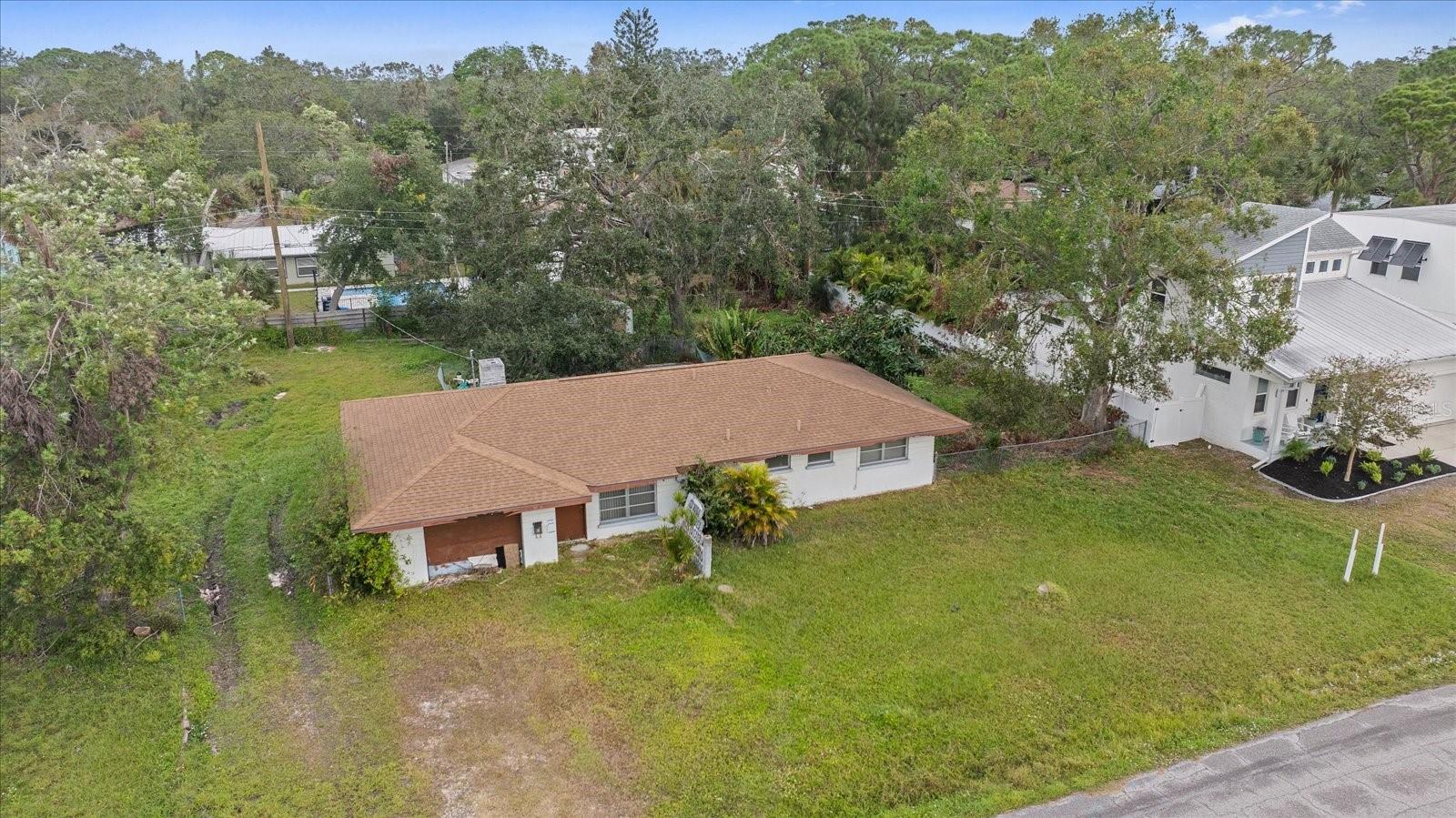 Details for 2555 Wood Street, SARASOTA, FL 34237