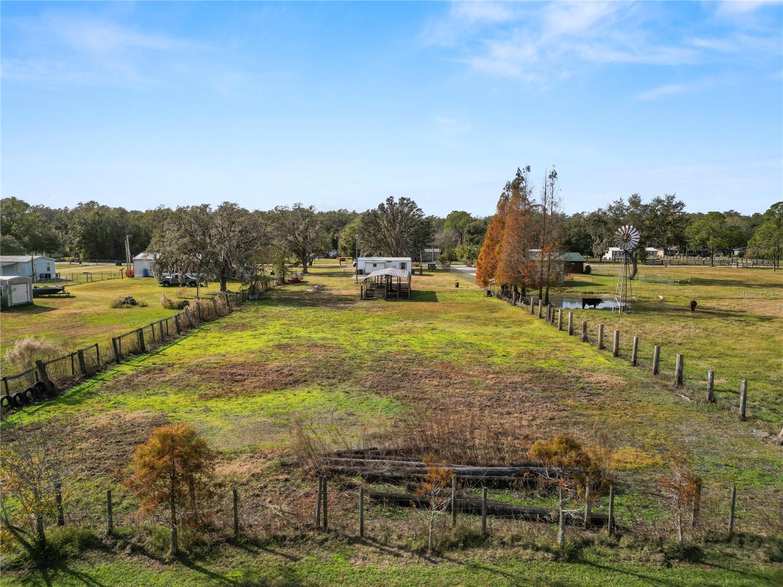 Image 7 of 35 For 4639 Bridle Path Drive