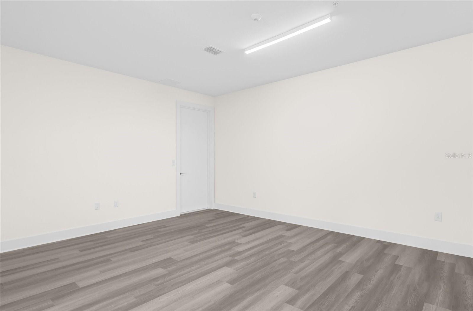 Image 6 of 46 For 413 Mike Roberto Way