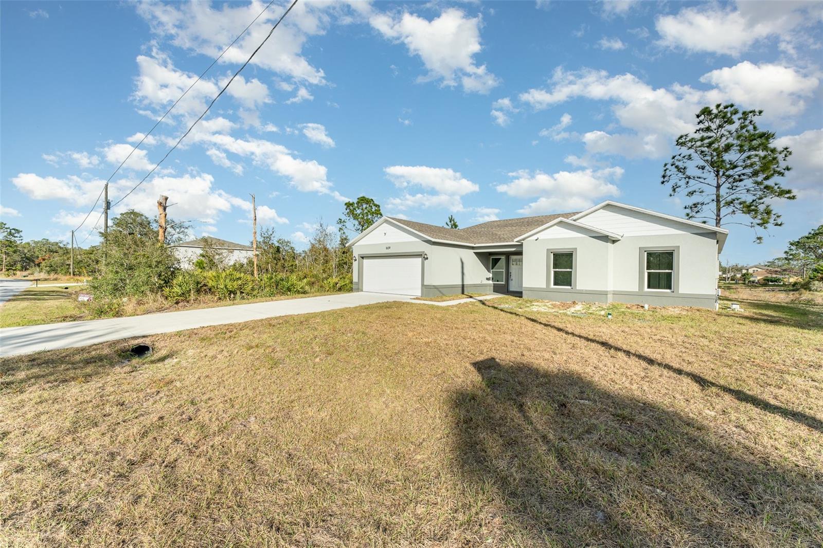 Image 4 of 31 For 1609 Pickerel Court