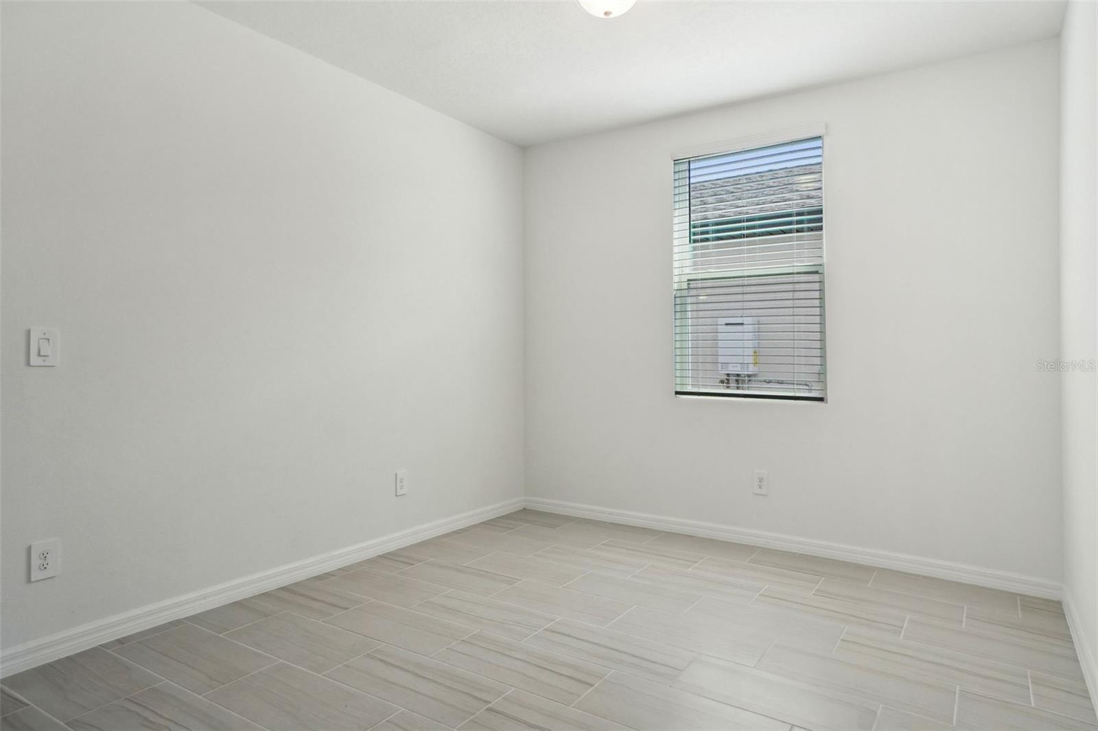 Image 13 of 46 For 2949 Wild Olive Drive