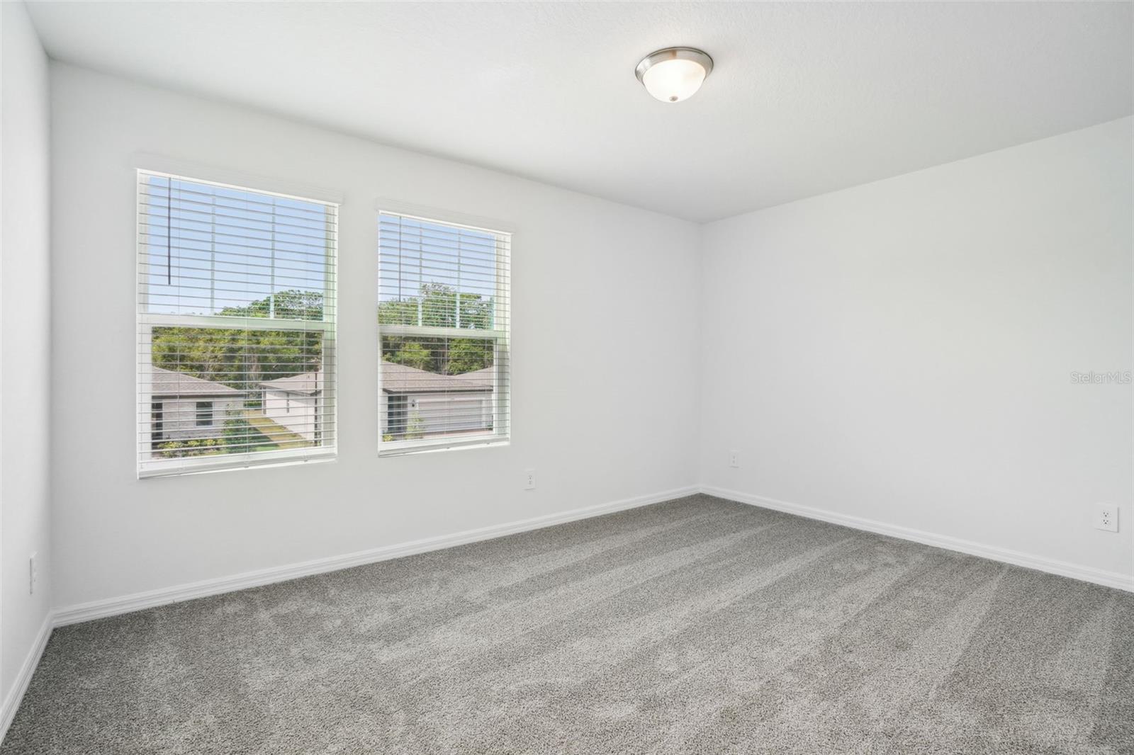 Image 17 of 46 For 2949 Wild Olive Drive