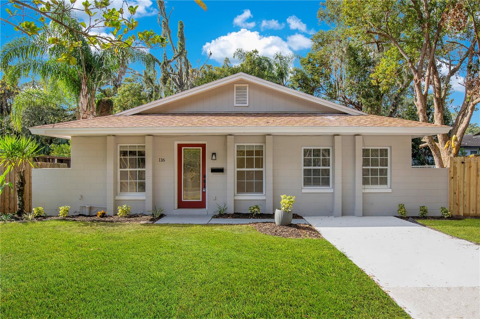 Details for 116 Edgewood Drive, APOPKA, FL 32703