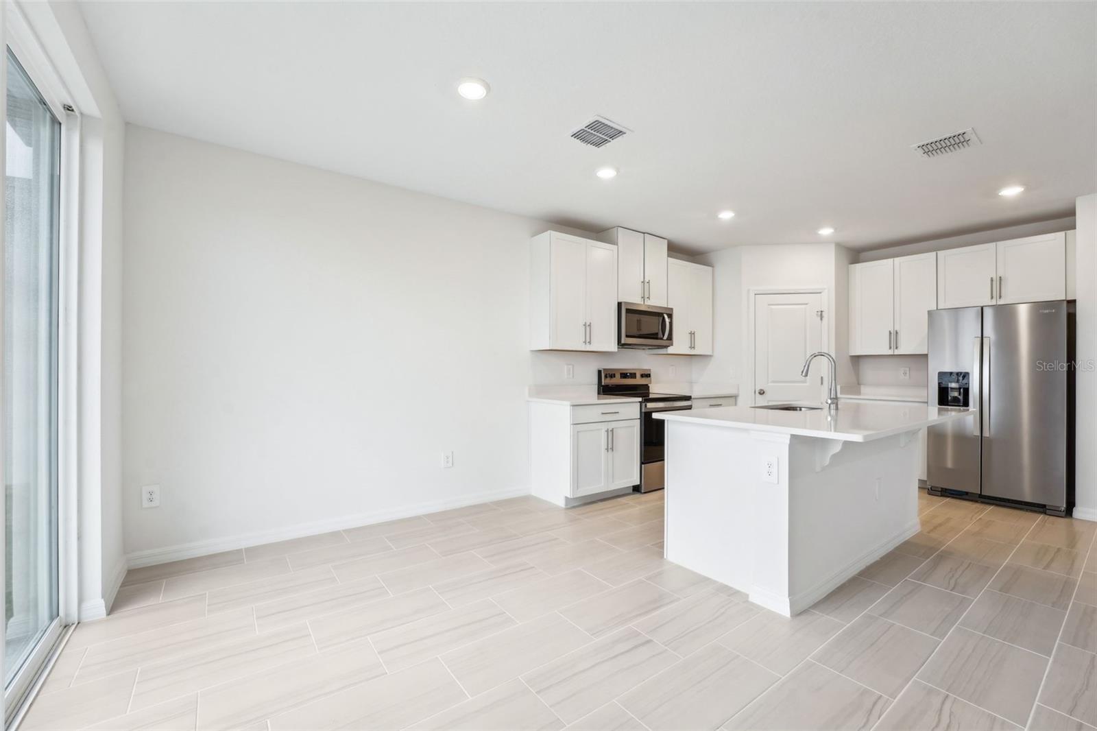 Image 10 of 32 For 2125 Rosewood Drive