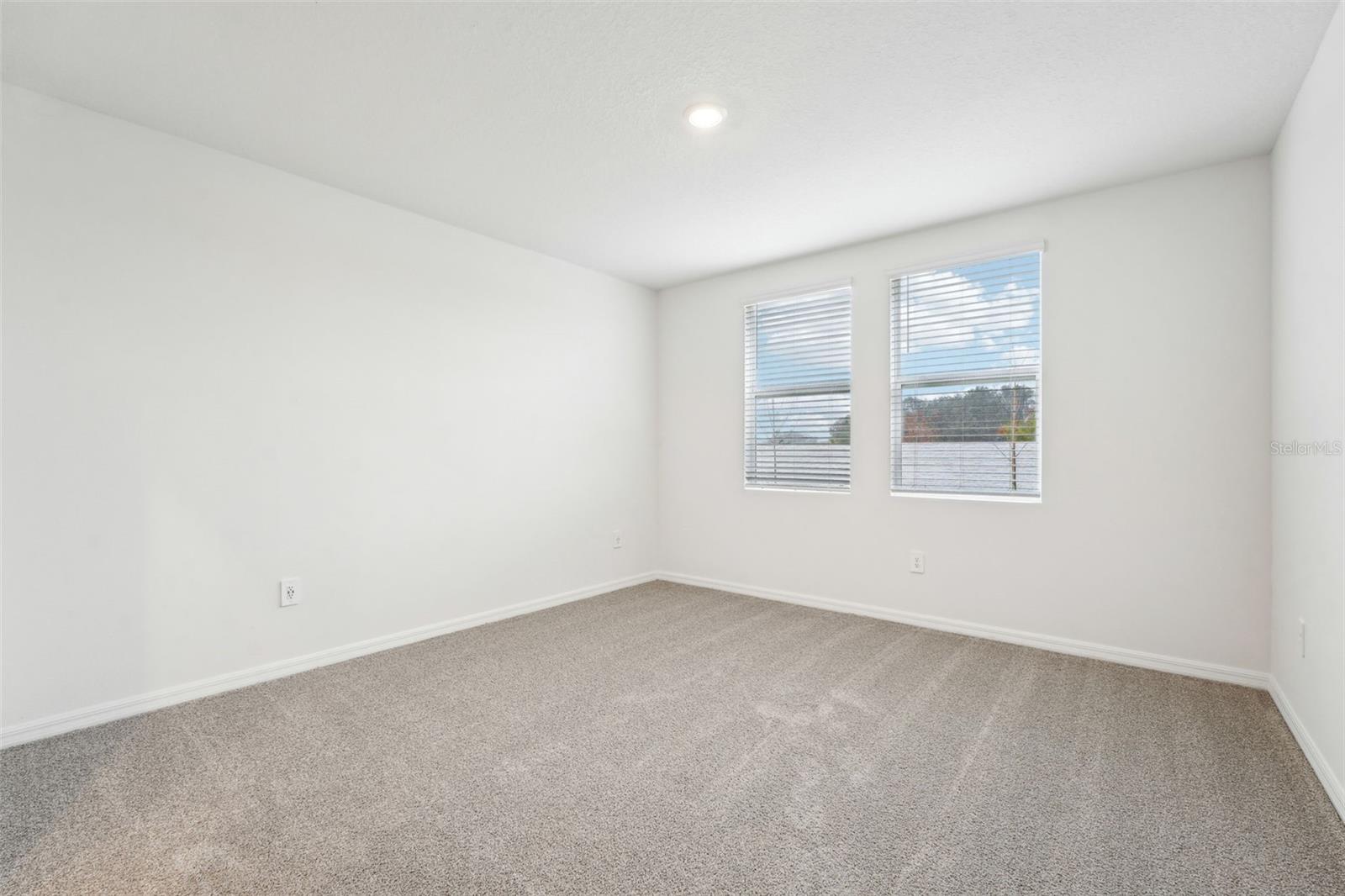 Image 27 of 32 For 2125 Rosewood Drive