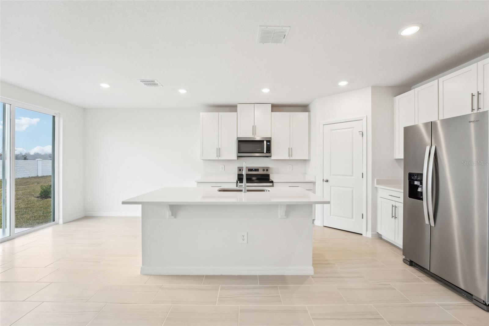 Image 6 of 32 For 2125 Rosewood Drive