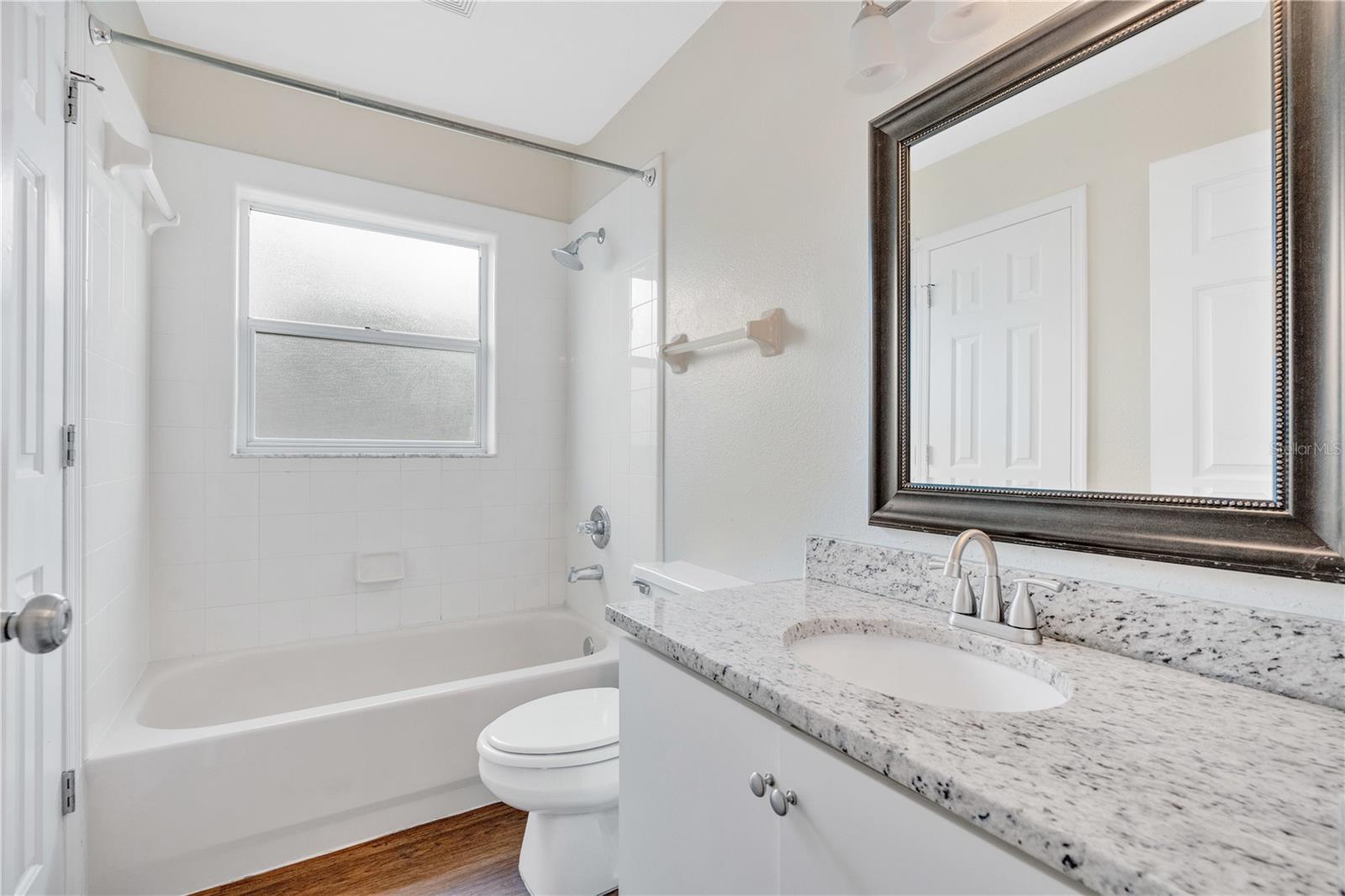 Listing photo id 28 for 2558 Siena Way