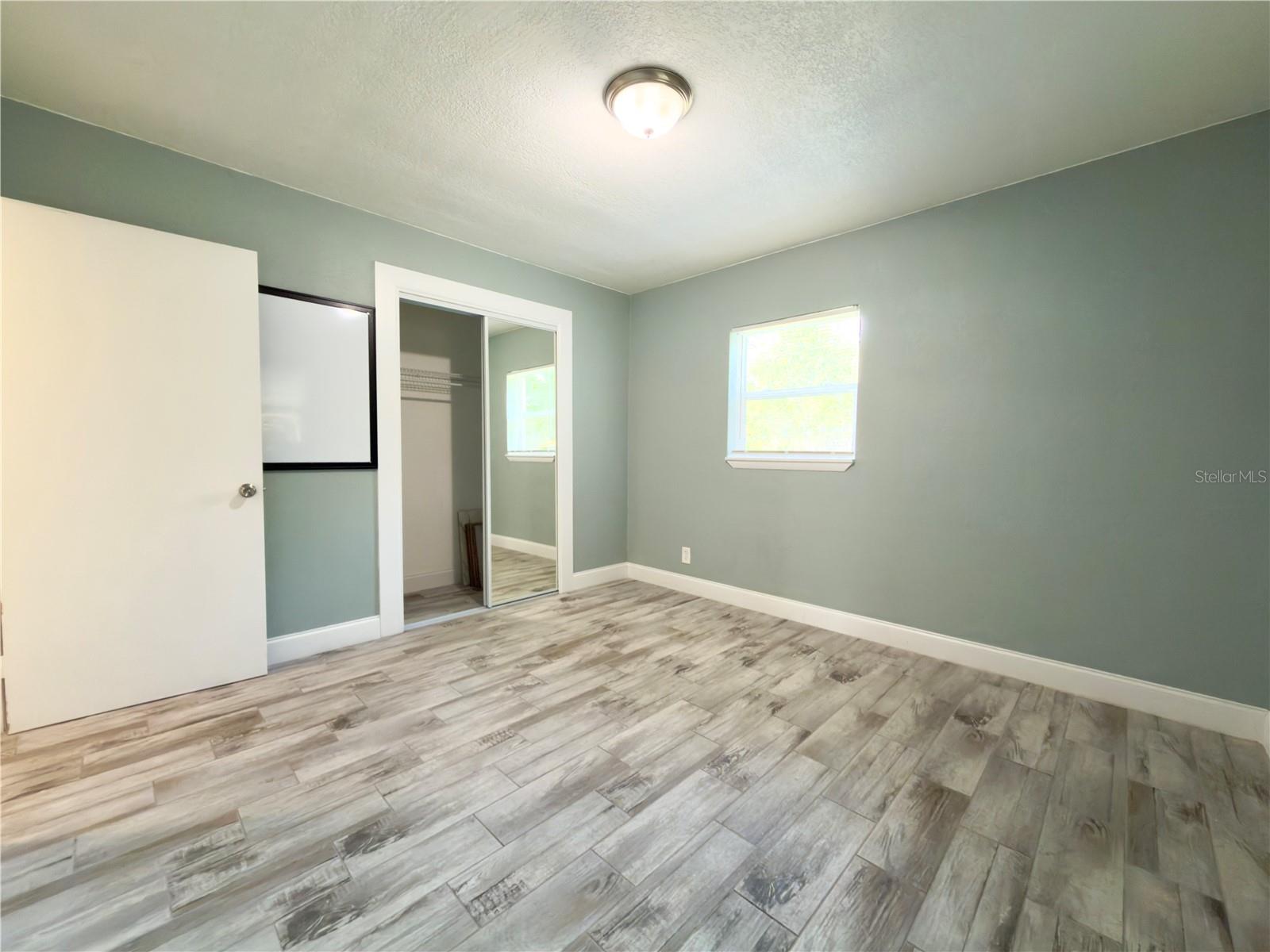 Image 19 of 22 For 1227 Bloxam Avenue