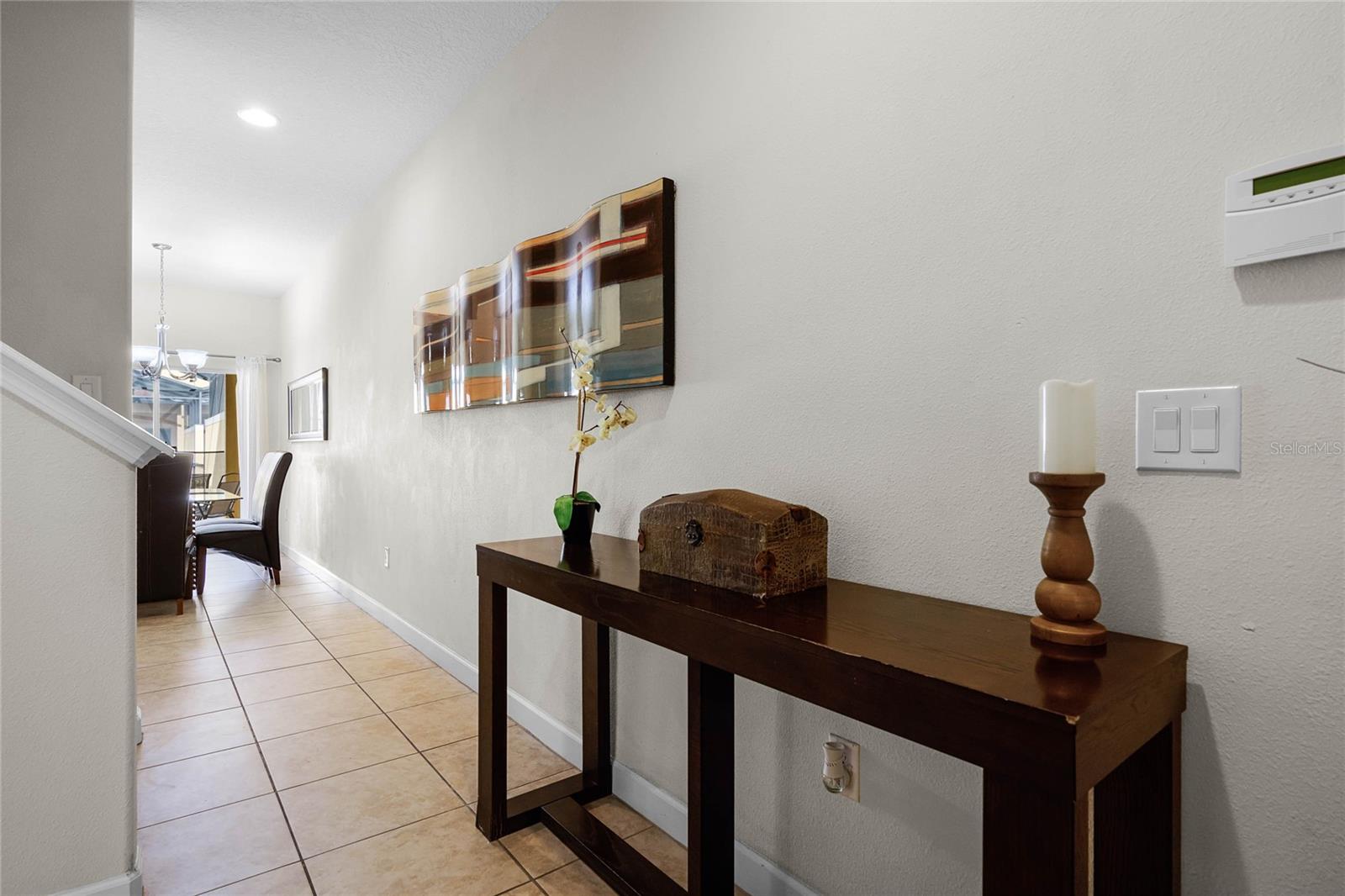 Image 17 of 75 For 8939 Bismarck Palm Road