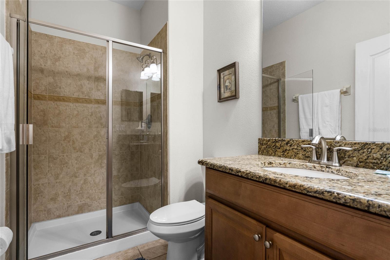 Image 20 of 75 For 8939 Bismarck Palm Road