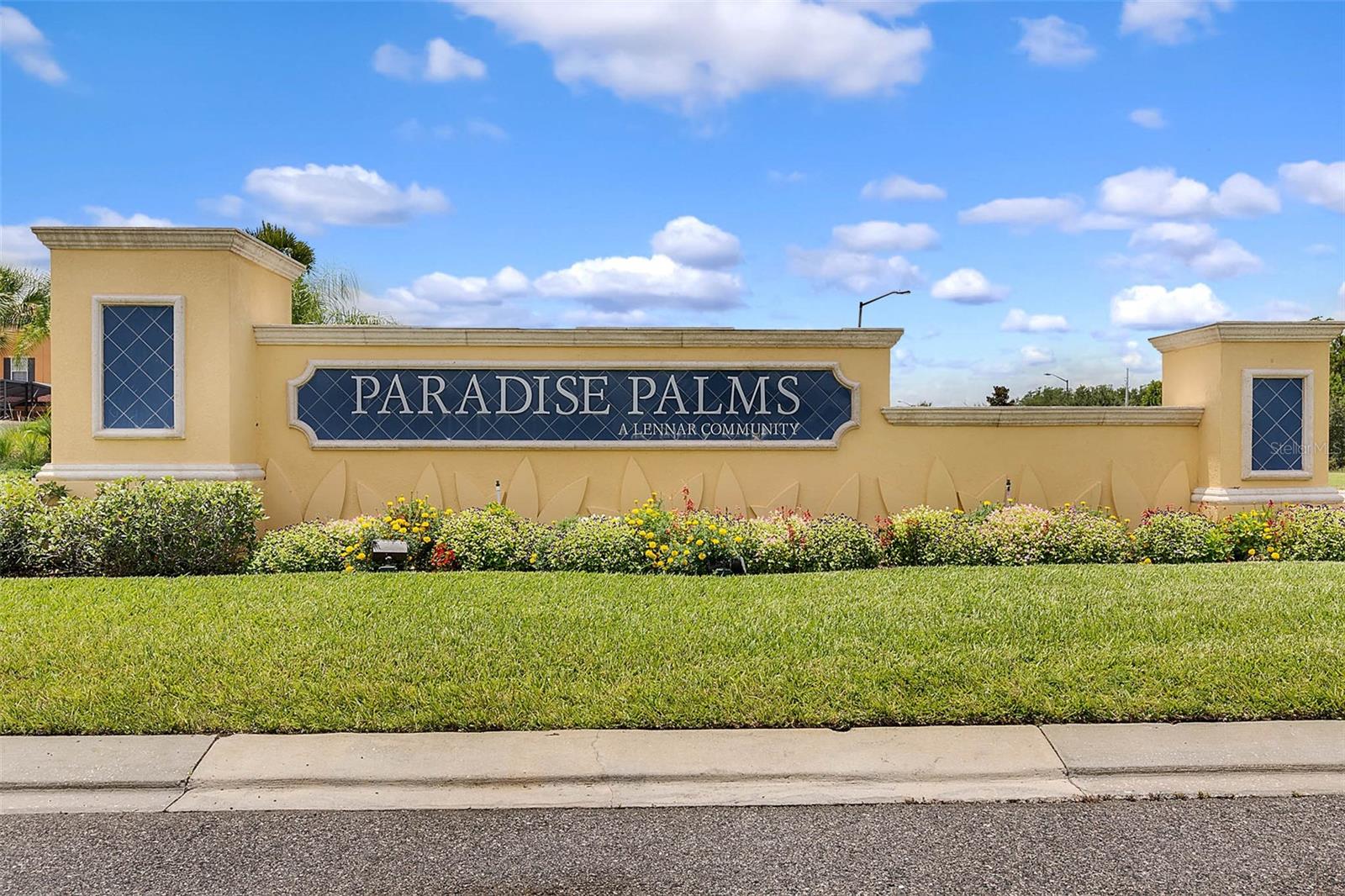 Image 40 of 75 For 8939 Bismarck Palm Road