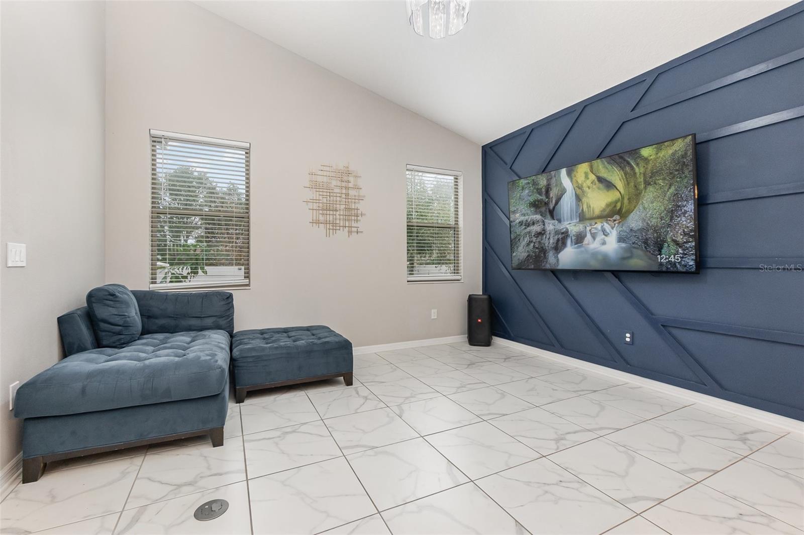 Image 12 of 30 For 1380 Clear Brook Place