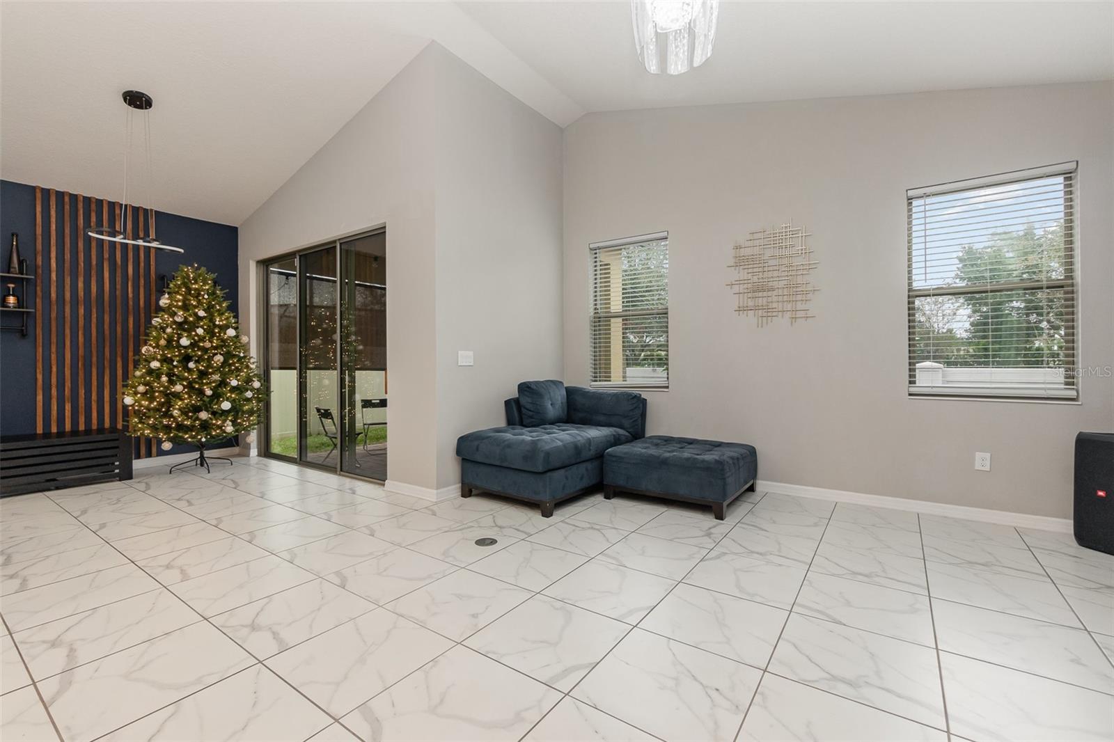 Image 13 of 30 For 1380 Clear Brook Place