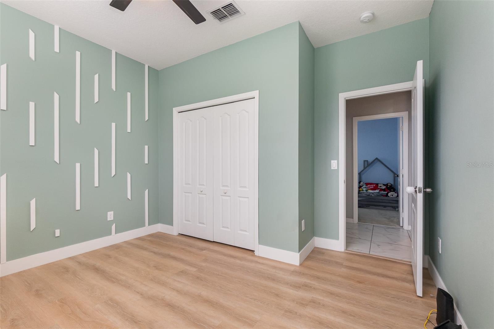 Image 20 of 30 For 1380 Clear Brook Place