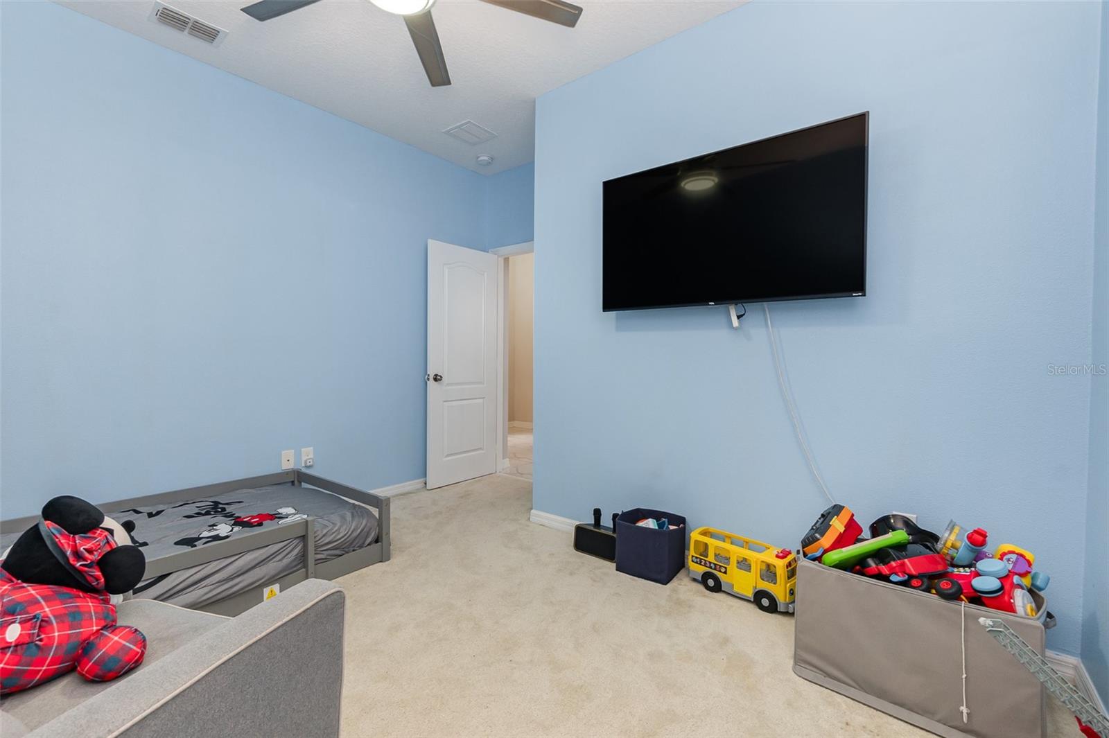 Image 23 of 30 For 1380 Clear Brook Place