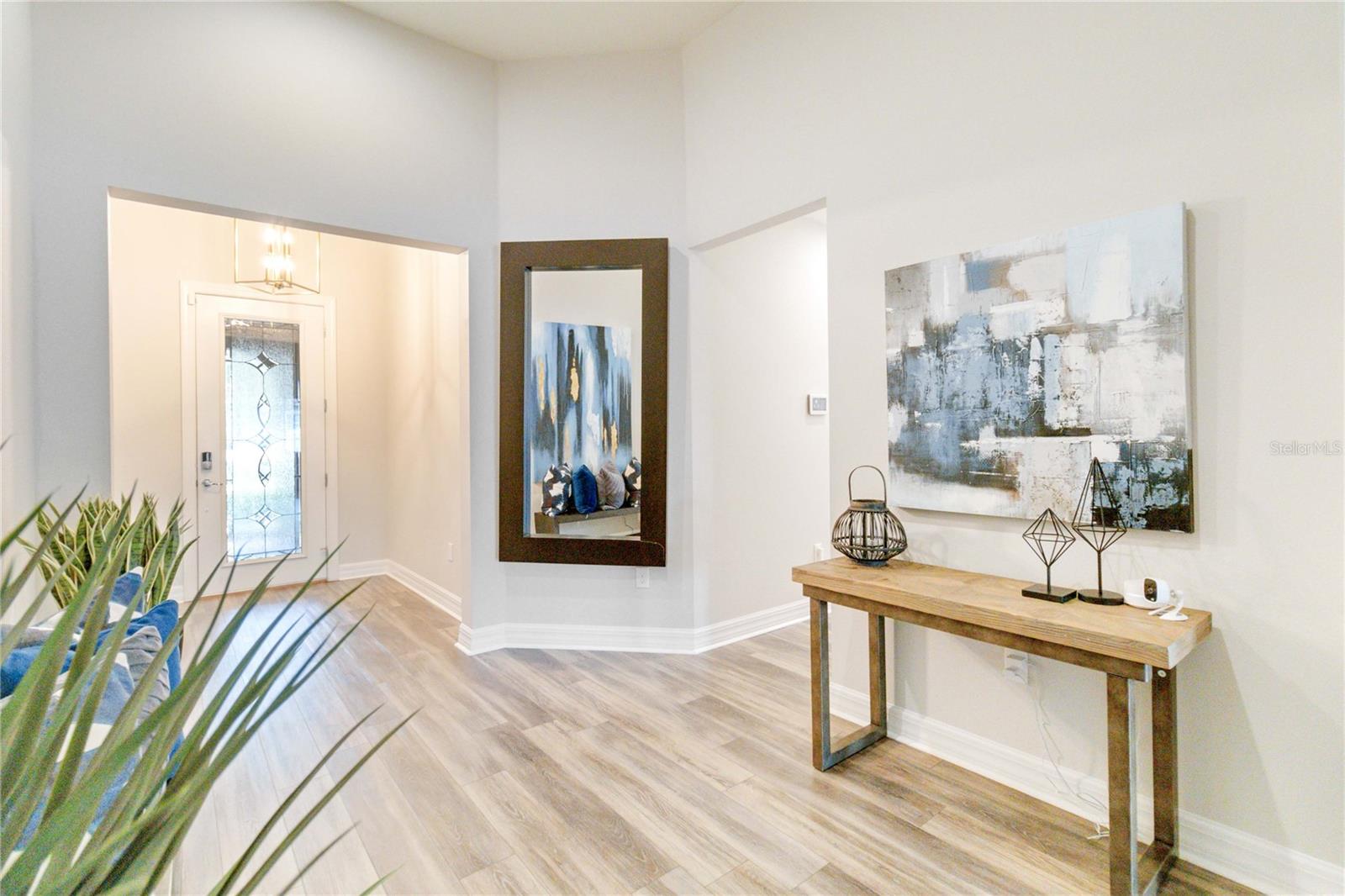 Image 11 of 61 For 11637 Meadow Grove Circle