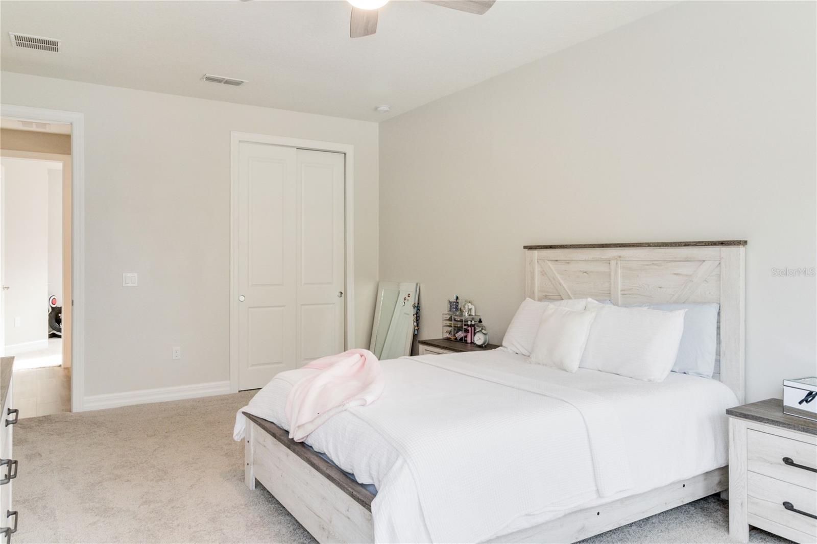 Image 35 of 61 For 11637 Meadow Grove Circle