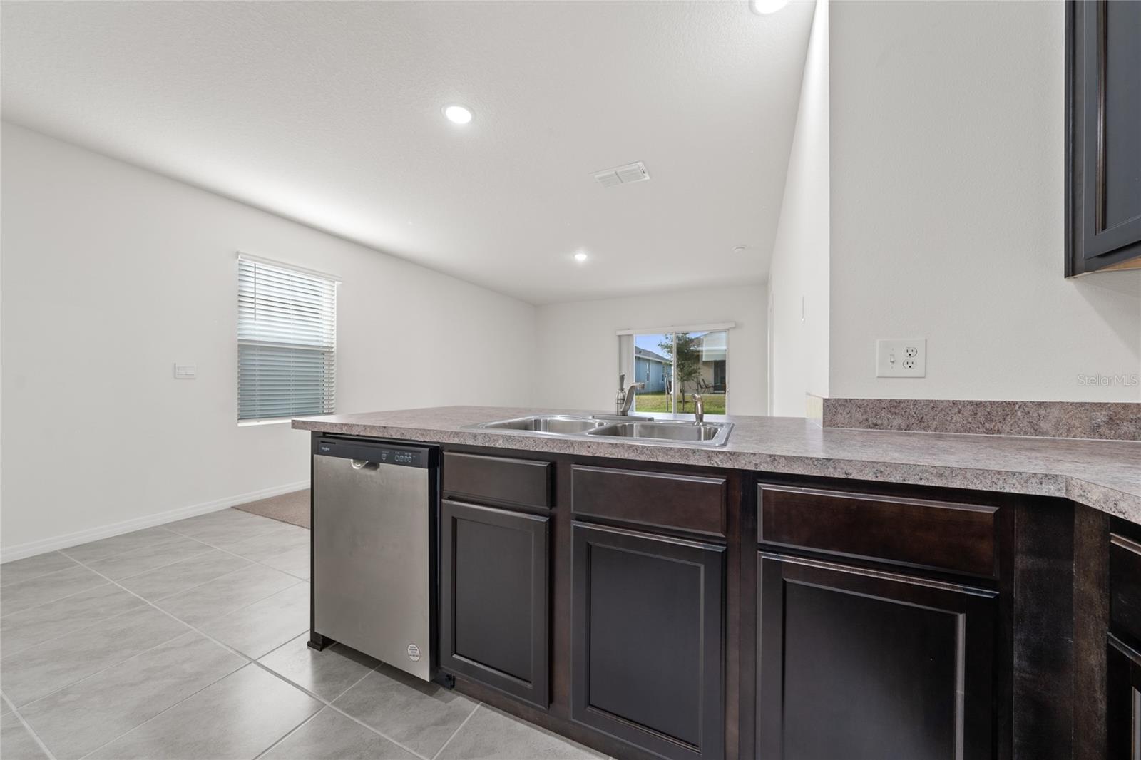 Image 19 of 49 For 2667 Swooping Sparrow Drive