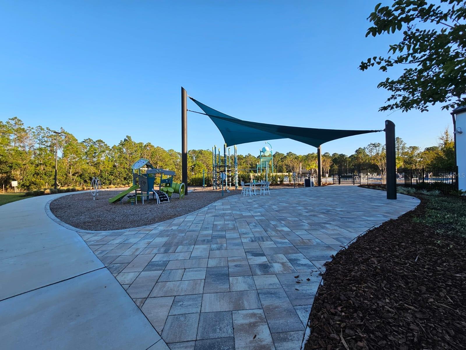 Image 41 of 49 For 2667 Swooping Sparrow Drive