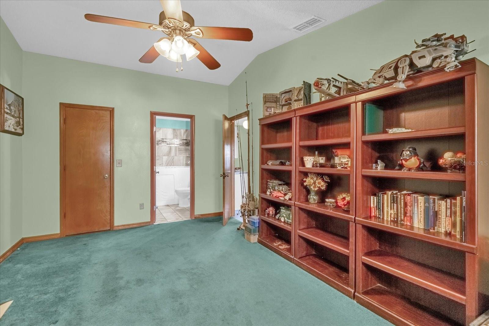 Image 21 of 35 For 3007 Fayson Circle