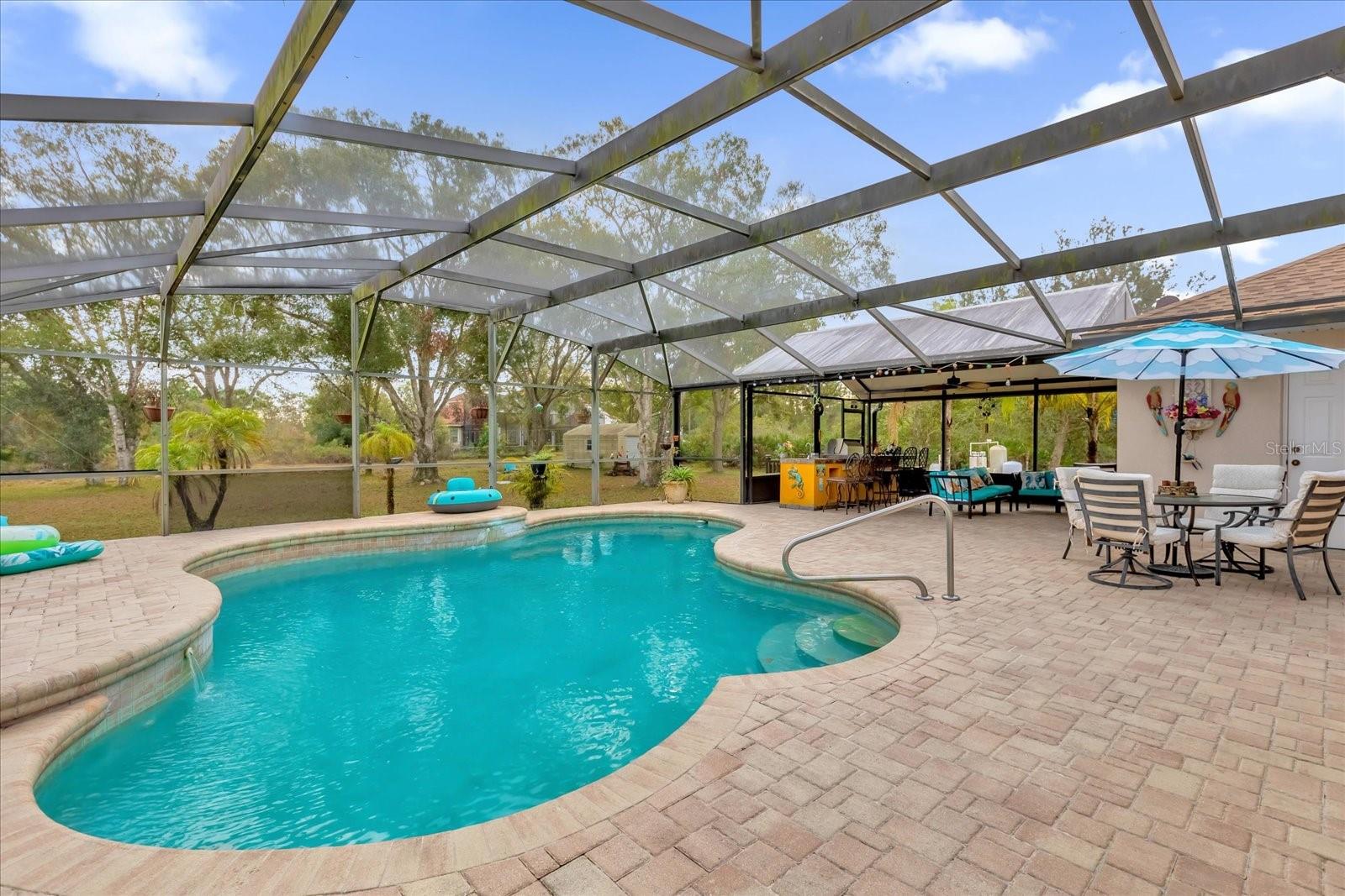 Image 3 of 18 For 3871 Dallas Boulevard