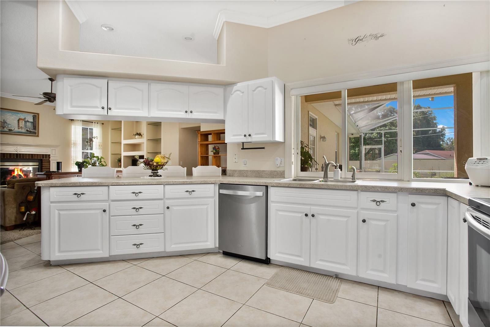Image 7 of 25 For 1556 Auburn Oaks Court
