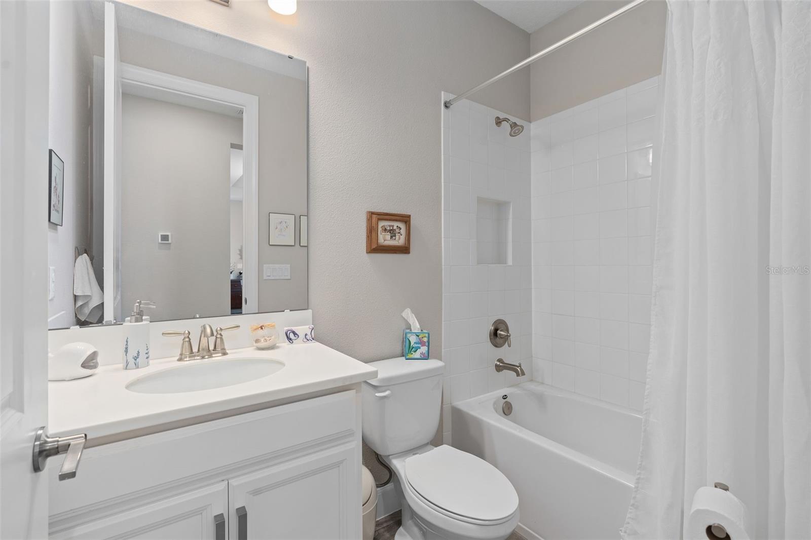 Image 17 of 64 For 967 Braewood Drive