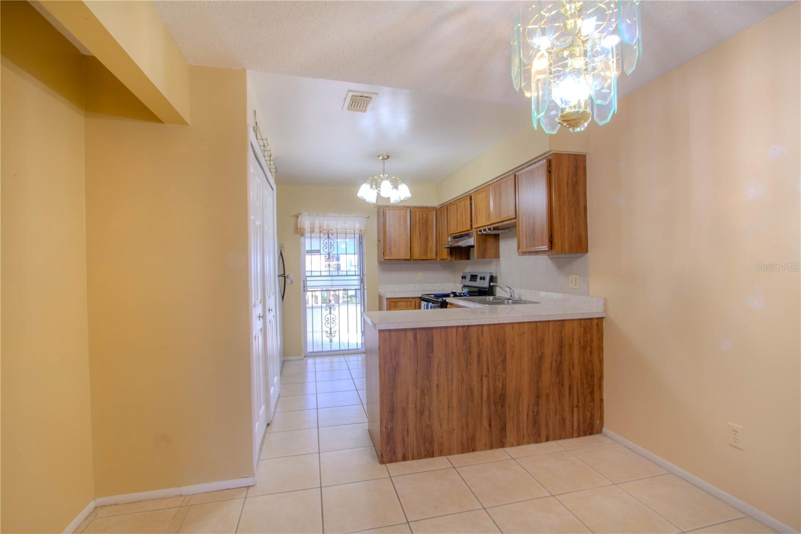 Image 9 of 12 For 79 Lake Villa Way