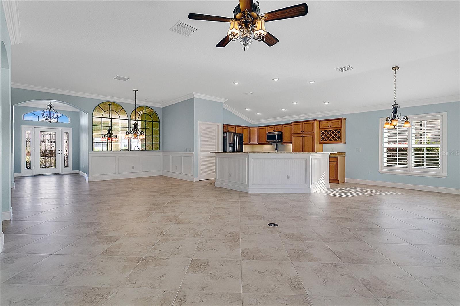 Image 5 of 33 For 5810 Penney Ln