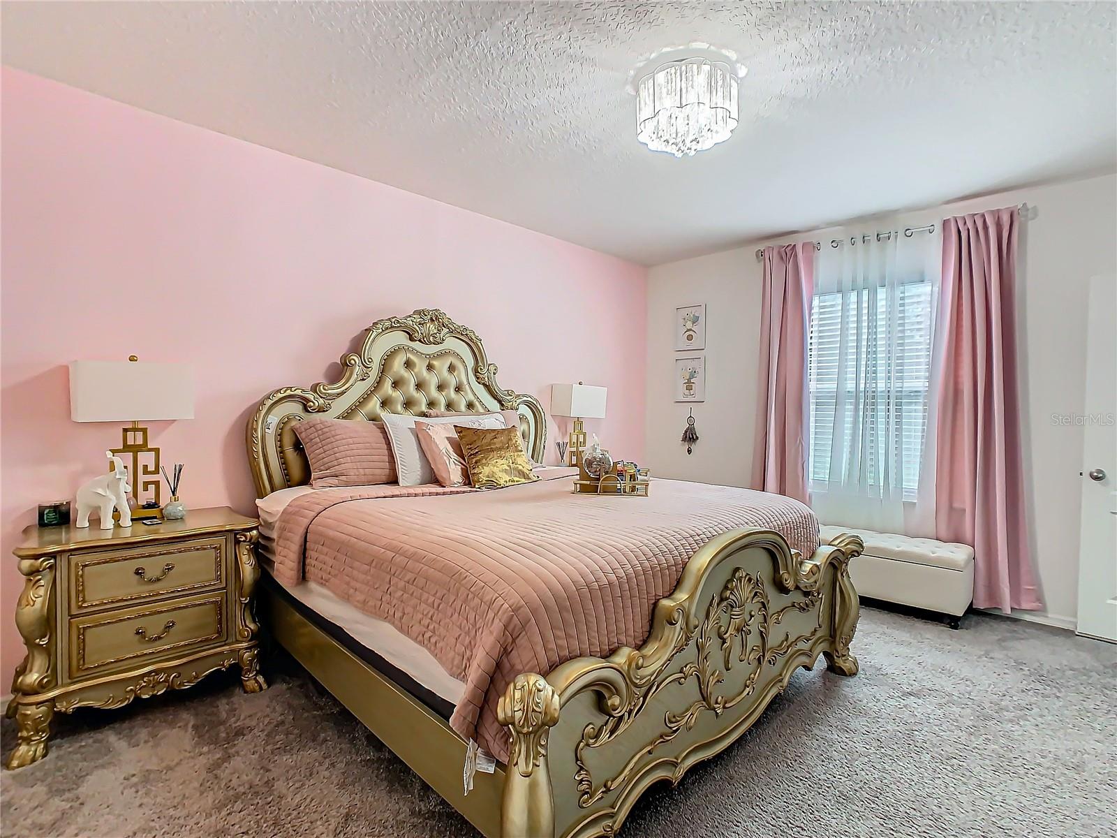 Image 22 of 41 For 208 Goldenrod Lane
