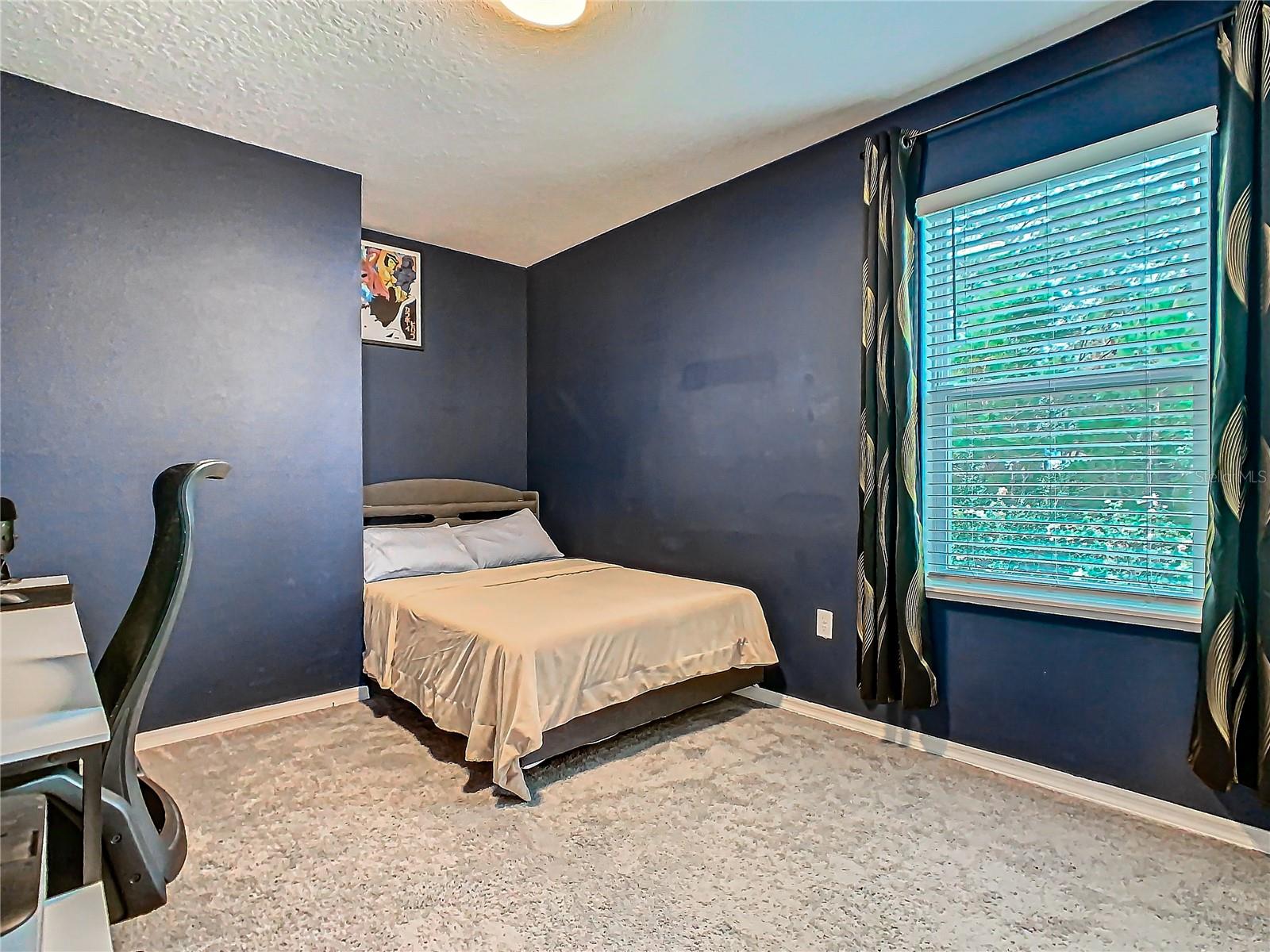 Image 25 of 41 For 208 Goldenrod Lane