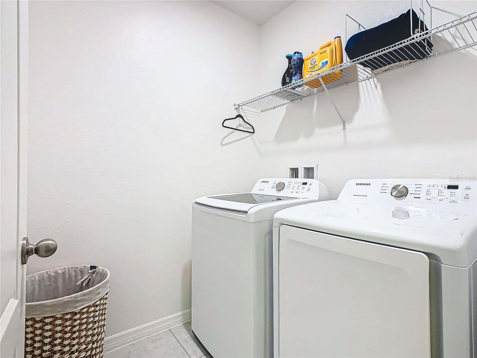 Image 36 of 41 For 208 Goldenrod Lane