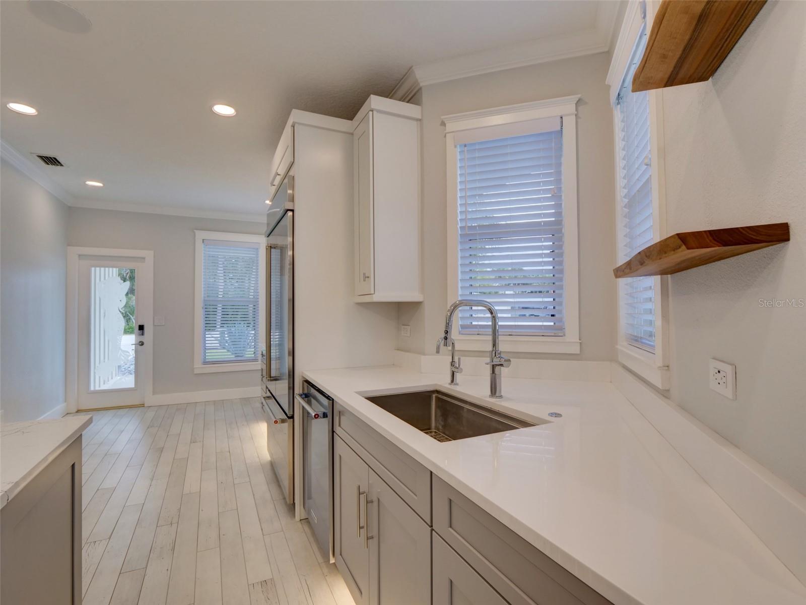 Image 11 of 60 For 821 1st Avenue