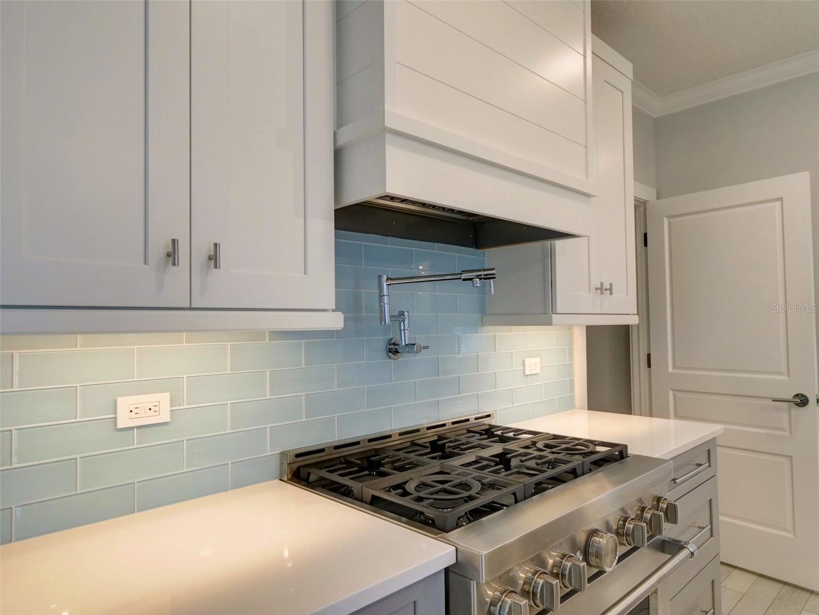Image 15 of 60 For 821 1st Avenue