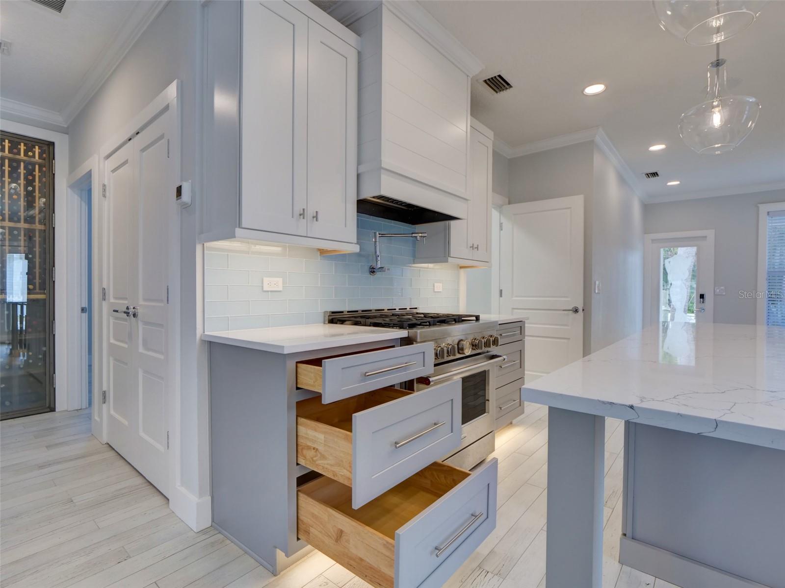 Image 18 of 60 For 821 1st Avenue