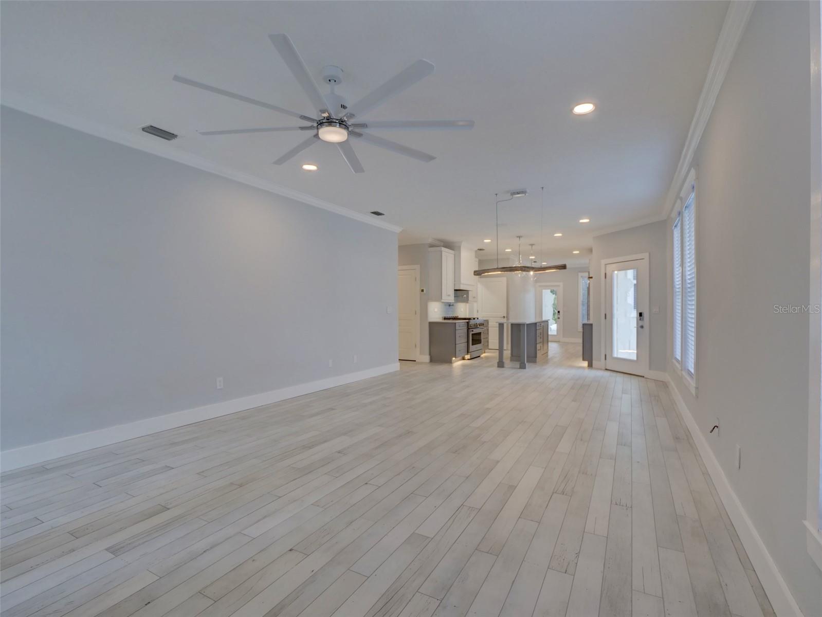 Image 25 of 60 For 821 1st Avenue