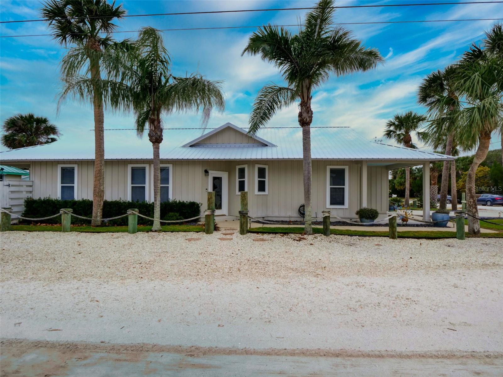 Image 4 of 60 For 821 1st Avenue