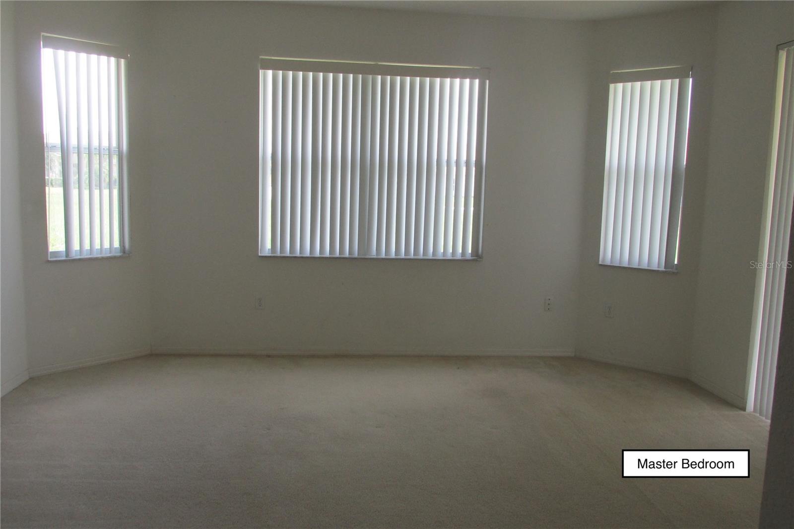 Image 7 of 18 For 3838 Golden Knot Drive
