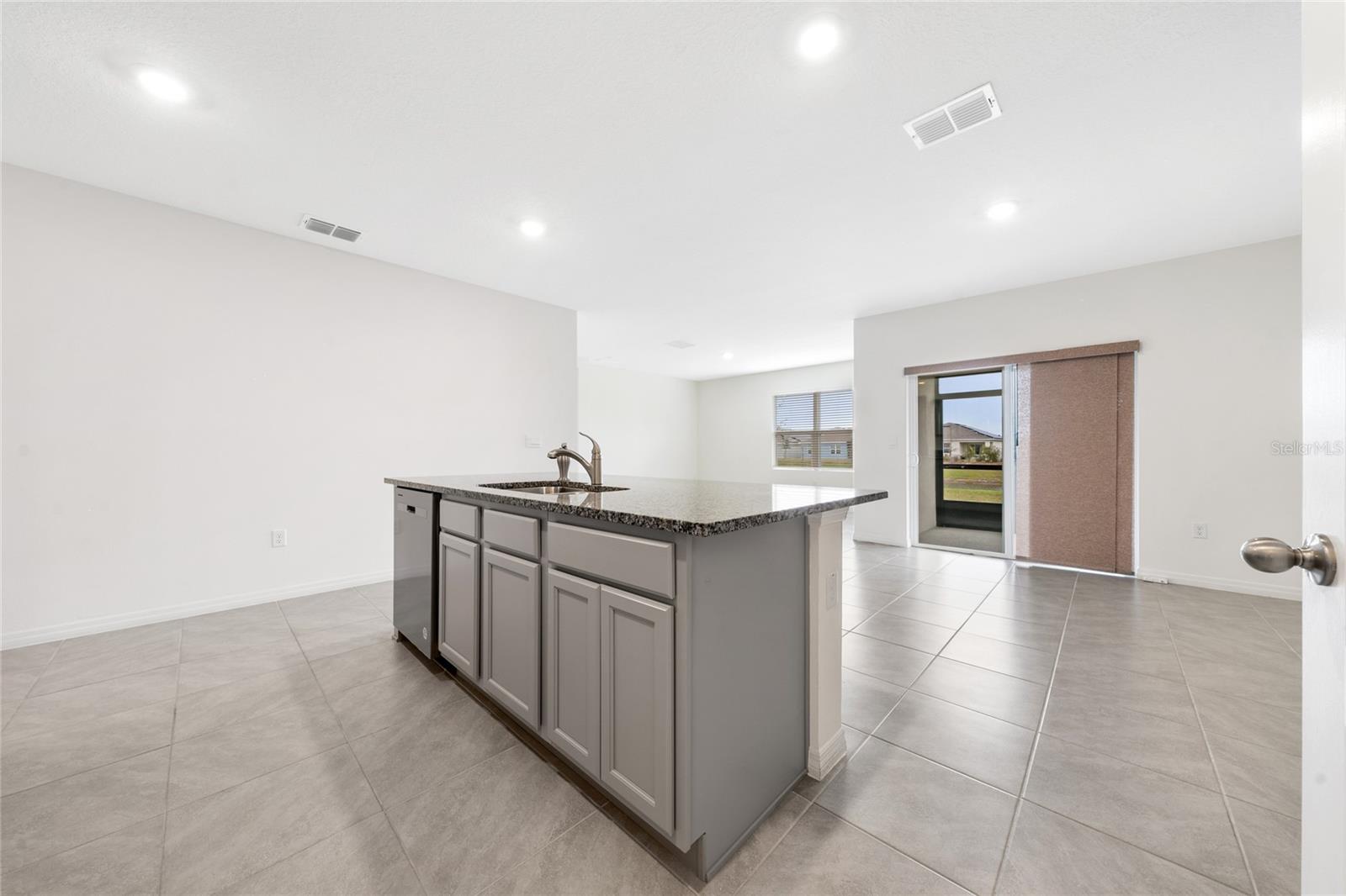 Image 16 of 44 For 1213 Red Hill Road