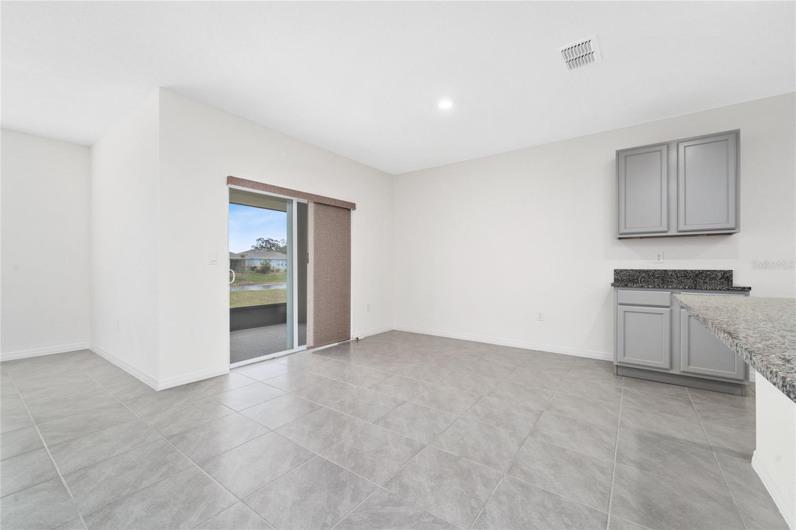 Image 18 of 44 For 1213 Red Hill Road