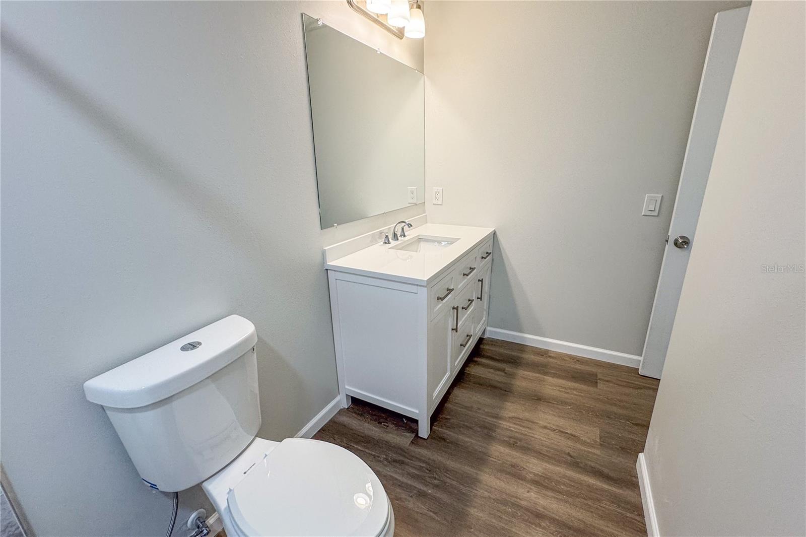 Image 18 of 61 For 5436 Michigan Street 4