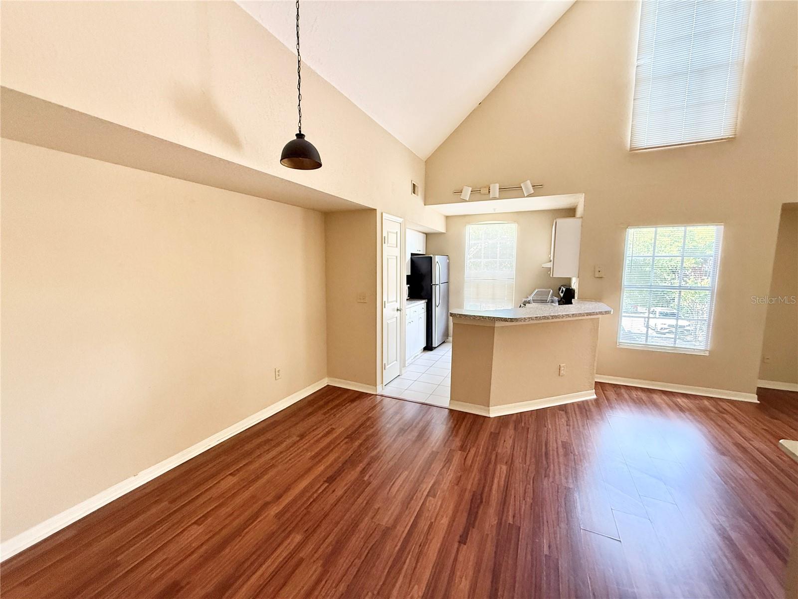 Image 8 of 11 For 6348 Raleigh Street 1311