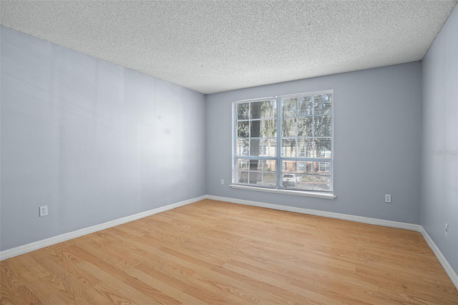 Image 14 of 26 For 4172 Versailles Drive 4172d