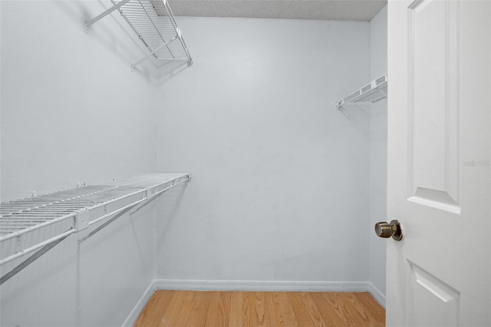 Image 20 of 26 For 4172 Versailles Drive 4172d