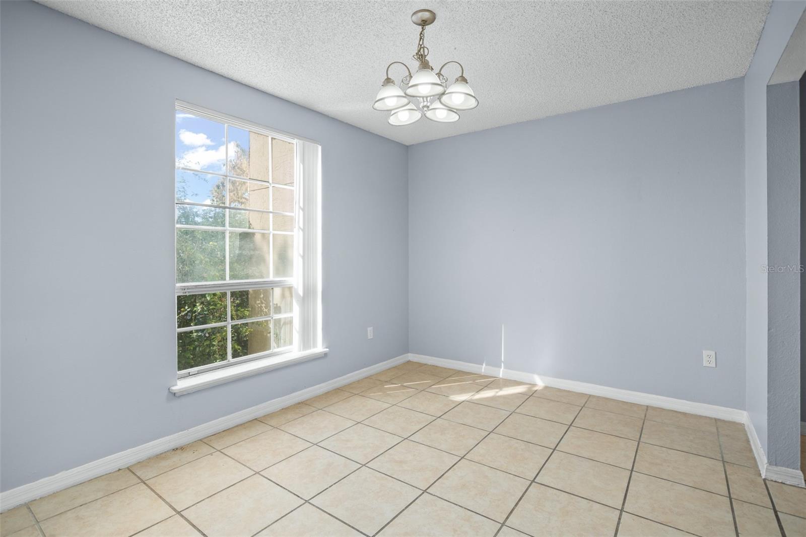 Image 8 of 26 For 4172 Versailles Drive 4172d