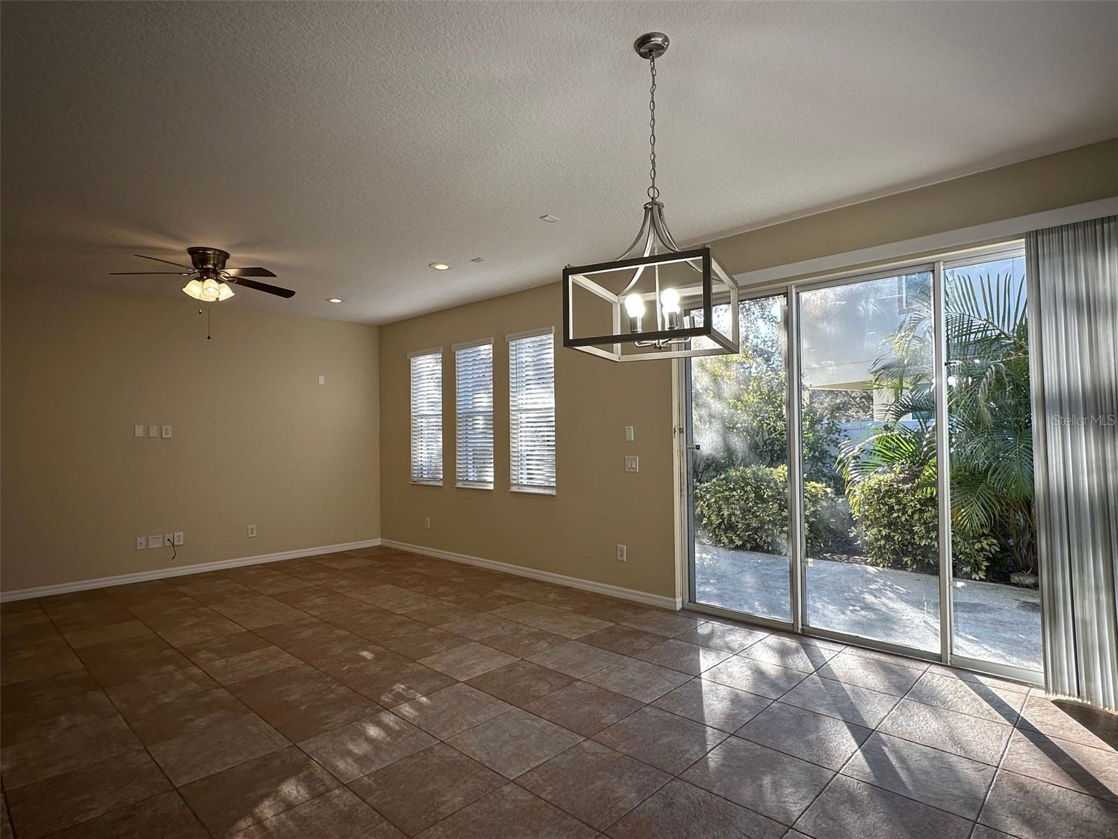 Image 17 of 56 For 8802 Leeland Archer Boulevard