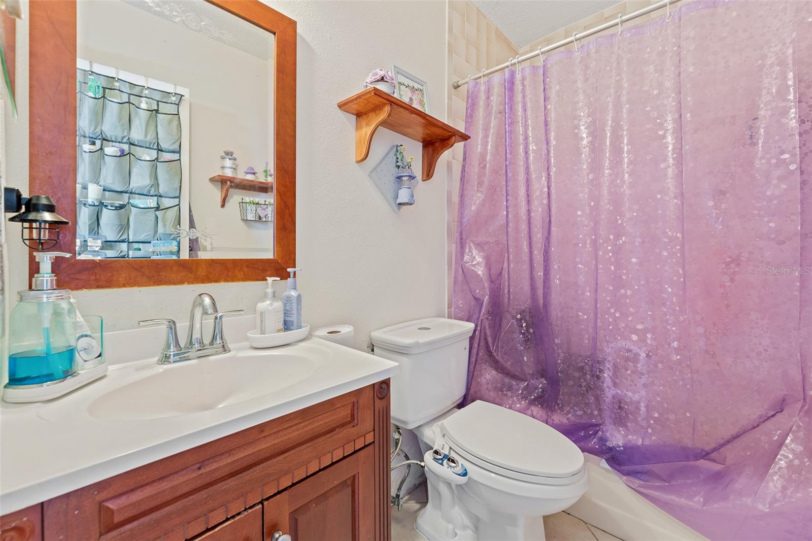 Image 15 of 20 For 7403 Glen Oaks Way 82