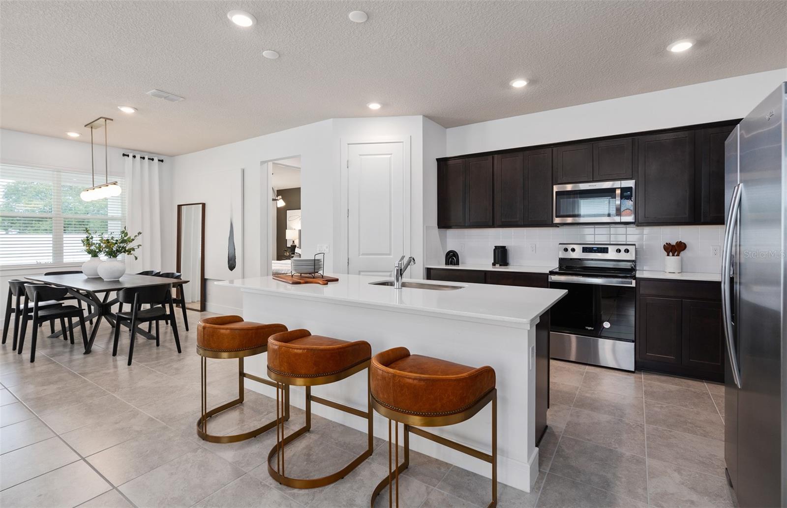 Image 3 of 19 For 1833 Groveline Road