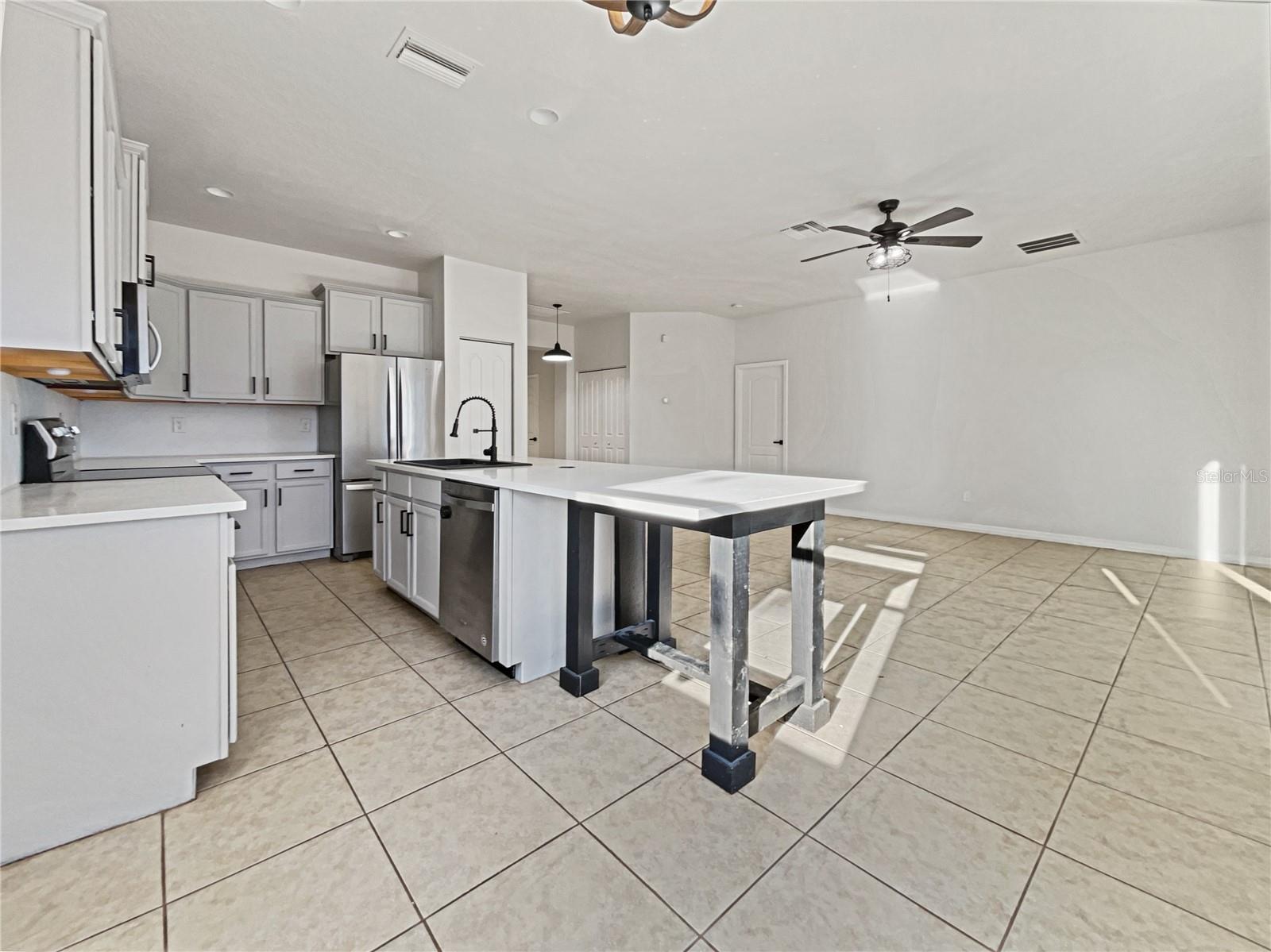 Image 15 of 21 For 3105 46th Street E